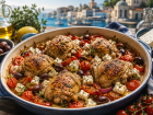 Греческая курица по-одесски: южный ужин с брынзой, томатами и оливками