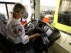 В Одессе женщин начнут обучать водить автобусы из-за нехватки мужчин