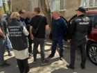 В Одессе преподаватель торговал сессиями и собирал со студентов конверты с долларами