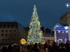 В Одессе зажгли огни на главной елке города