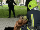 В Одессе девочка провалилась в четырехметровую яму посреди улицы