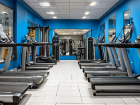 Фитнес-клуб одесского экс-депутата «кинул» клиентов на деньги и закрылся