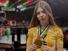17-летняя одесситка стала двукратной чемпионкой мира по ММА