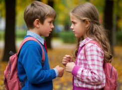 В Одесской области 11-летний мальчик пырнул ножом в грудь 12-летнюю подругу