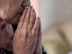 В Одессе избили 72-летнюю мать погибшего военнослужащего Украины