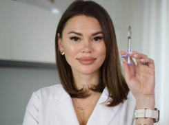 Как правильно подобрать SPF и спасти кожу летом, рассказала врач-дерматолог
