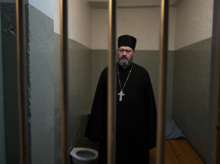 В Одессе священника отправили на скамью подсудимых за любовь к России