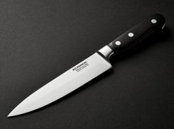 В Одесской области дядя с ножом напал на 16-летнего племянника