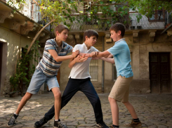 Житель Одессы рассказал, как дети били и душили мальчика, играя в ТЦК