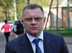 Одесский чиновник год незаконно жил с семьей в роскошных номерах отеля