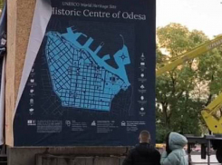 «ЮНЕСКО включило заднюю»: в Одессе запретили сносить памятник Пушкину