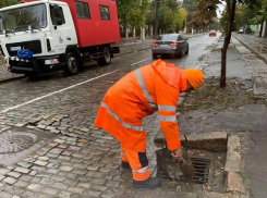 Одессу снова заливает: какие улицы подтоплены и что делают коммунальщики