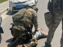 Подполье: в Одессе военкомы с оружием массово мобилизуют мужчин
