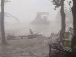 Появилось видео, снятое подростком перед гибелью во время урагана в Одессе