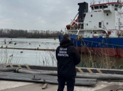Одесский депутат сливал опасные отходы прямо на мусорном полигоне