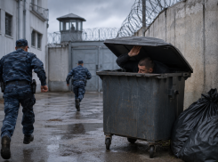 В Одессе побег из СИЗО оформили как вывоз мусора