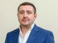В Одесском облсовете со скандалом приняли годовой отчет главы аппарата