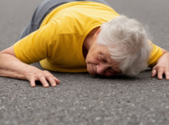 Одесские паблики: женщина умерла от горя во время насильной мобилизации сына