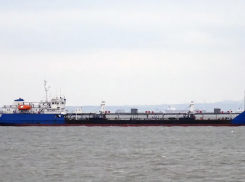 С судна РФ, которое задержали в Одессе, сняли арест