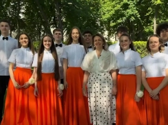 В Одессе прозвучал Последний звонок: сколько школьников выпускаются в 2026 году