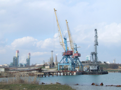 Большие деньги и тихие решения: порт «Южный» в Одесской области готовится к смене руководства