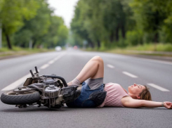 В Одессе женщина впала в кому после аварии на электросамокате