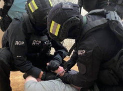 В Одессе нарушитель комендантского часа атаковал полицейских и наложил в штаны во время задержания