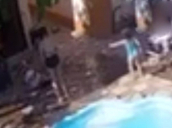 В Одессе женщина зарезала мужа за измену на глазах у ребенка – видео 