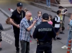 В Одессе дед пытался задушить ребенка
