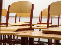 В Одесской школе родители за свой счет нанимают учителя