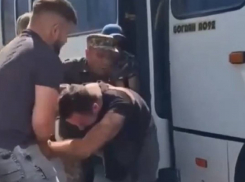 В Одессе военкомы оправдались за жестокое нападение на мужчину