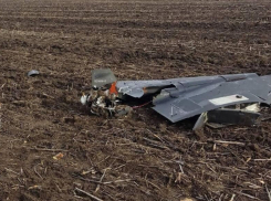 Житель Одесской области решил поднять обломки сбитого дрона, и они взорвались в его руках