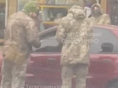 В Одессе военкомы насильно мобилизуют людей и держат их в ужасных условиях