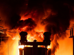 На энергообъекте Одесской области произошел пожар, люди остались без света