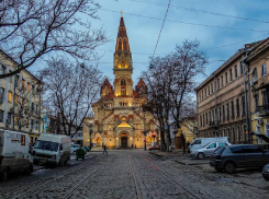 Новости Одессы: на кресло мэра претендует прокурор-коррупционер, блогер поймал педофила, военкомы зарабатывают по $100 за мобилизованного