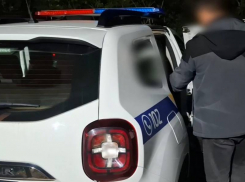 В Одесской области двое напали на подростка и украли украшения на миллион рублей