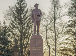 «Сельские дебилы»: в России ответили на попытку убрать памятник Мичурину в Одессе