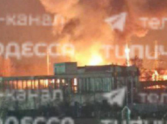 После ночных взрывов на объектах энергетики Одесса осталась без воды