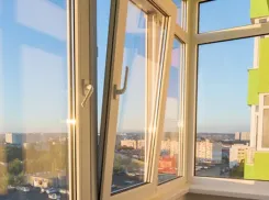  Погибла девочка, выпавшая из окна вместе с матерью в Одессе