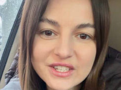 Вдова убитого в Одессе националиста Ганула требует от няни говорить по-украински
