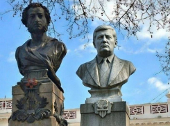 В Одессе предложили убрать бюст Пушкина и поставить на его месте Трампа