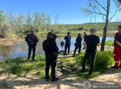 15-летний школьник утонул в затопленном карьере под Одессой