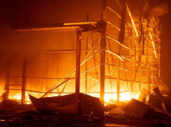 В Одессе полыхает пожар после прилета «Гераней» ВС РФ по объекту инфраструктуры