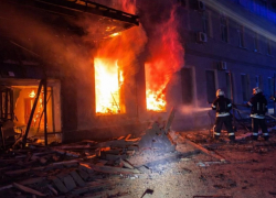 Взрывы в Измаиле: после атаки ВС РФ на склады НАТО в порту начался пожар