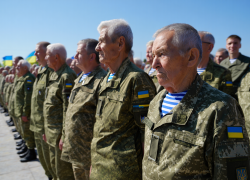 Пенсионеров из Одессы будут отправлять на фронт по контракту