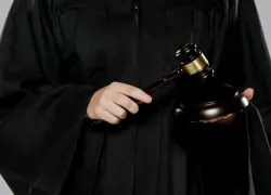 Живущего в Швеции россиянина осудили за перевод денег бойцу ВСУ в Одессе