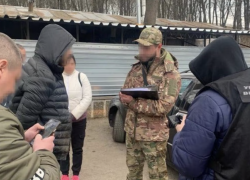 Одессита осудили за перевозку мужчин к границе и забрали его автомобиль