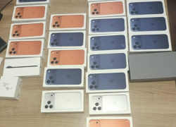 Одесские таможенники изъяли целую партию новых iPhone на границе