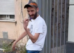 Жители Одессы пожаловались на наркопритон рядом с детским садом