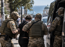 Одесские ТЦК надели бронежилеты: военкомы готовятся к сопротивлению на улицах